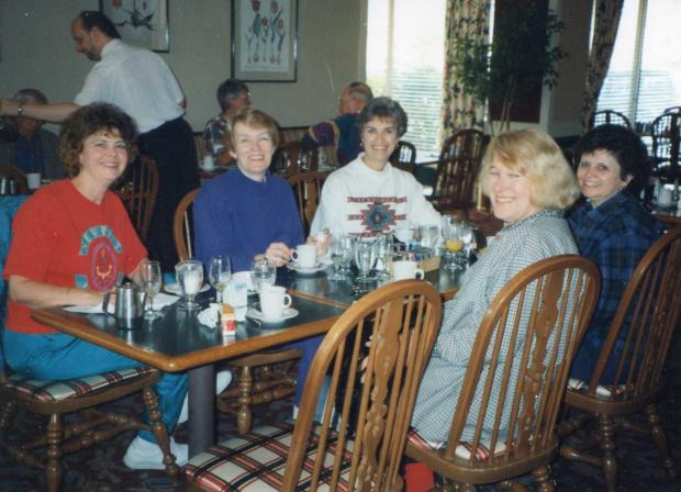 1994 Pat Houston, Debby Hull, Judy Anderson, Susie Lynn, Carol Sue Crookham