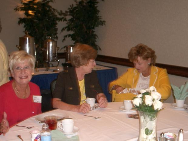 Diane Whylie Cameron, Sandy Schroeder Woods, Beth Kesterson Reed