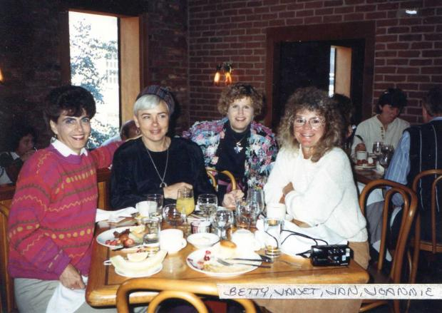 Lunching in Georgetown Betty Strayer, Janet Graham, Jan Deckard & Joan Taylor